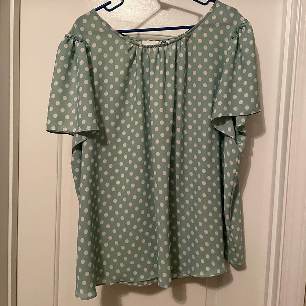 Women’s plus Lauren Conrad blouse. 2x